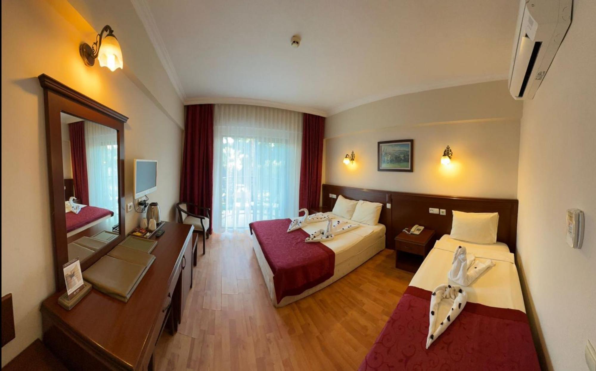 Stella Hotel&Spa All Inclusive เกเมร์ ภายนอก รูปภาพ